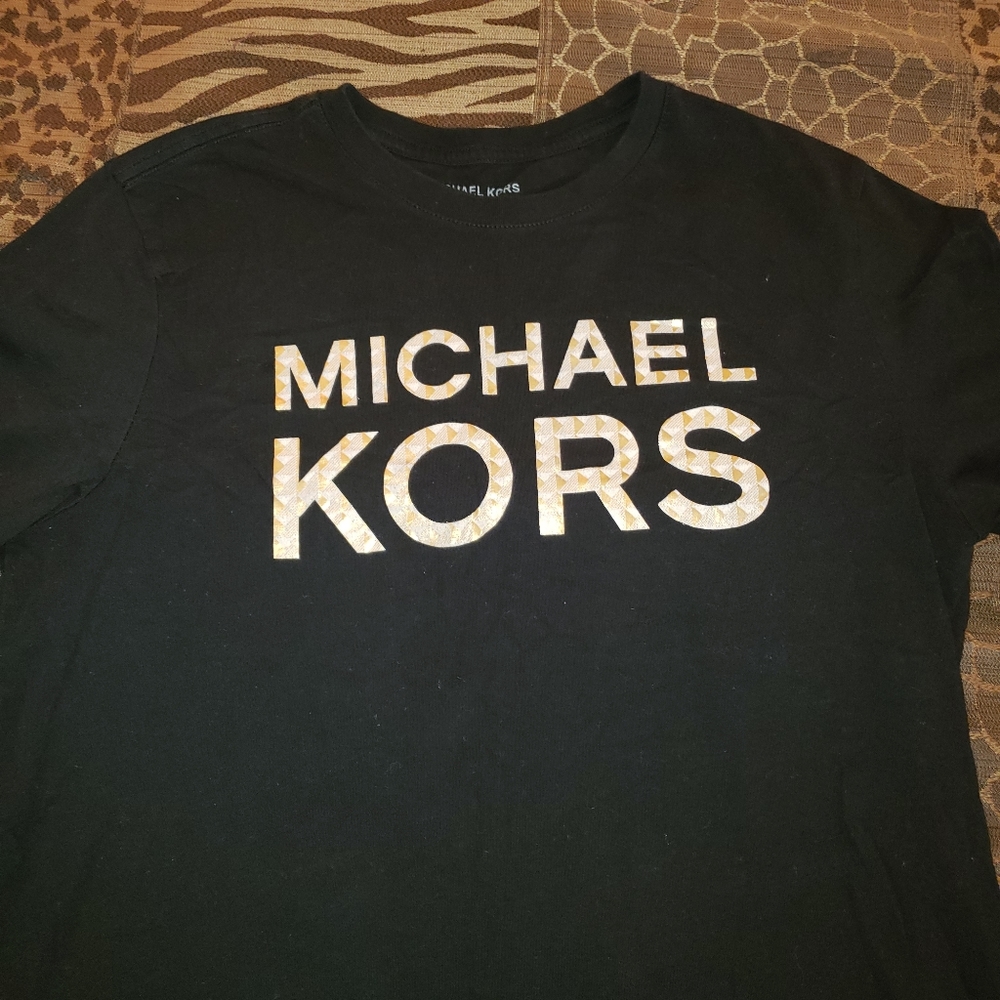 Black Michael Kors t shirt